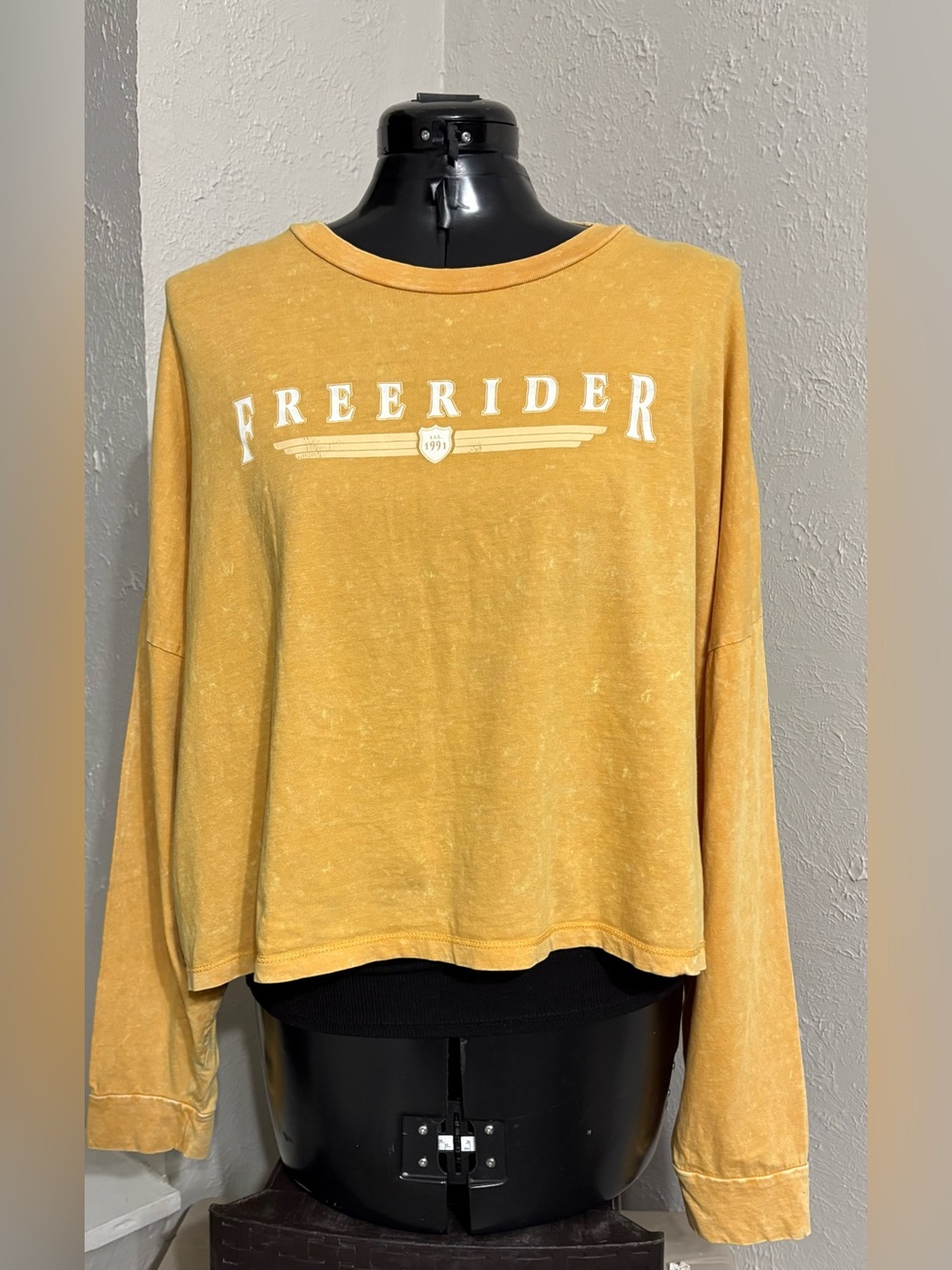 Cotton On Yellow Grafic The Long Sleeve Chop 100% Cotton Women’s Size XL.